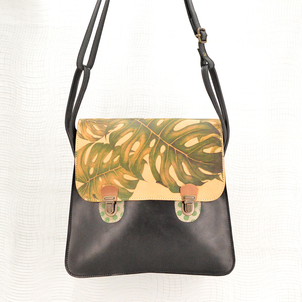 maud_pm_noir_philodendron_besace_cuir_mai_baeg