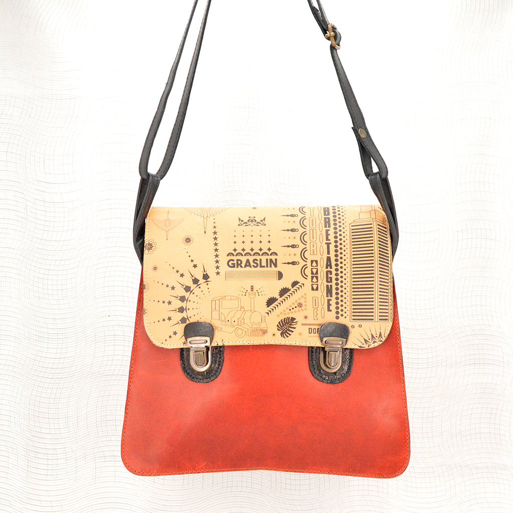 maud_pm_rouge_graslin_besace_cuir_mai_baeg