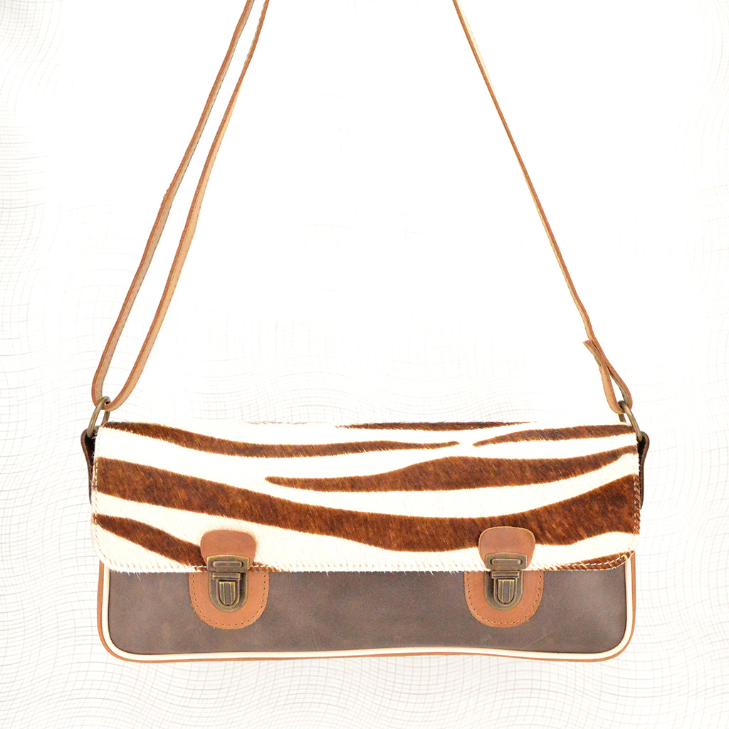 maxi_taupe_zebre_marron_baguette_cuir_mai_baeg