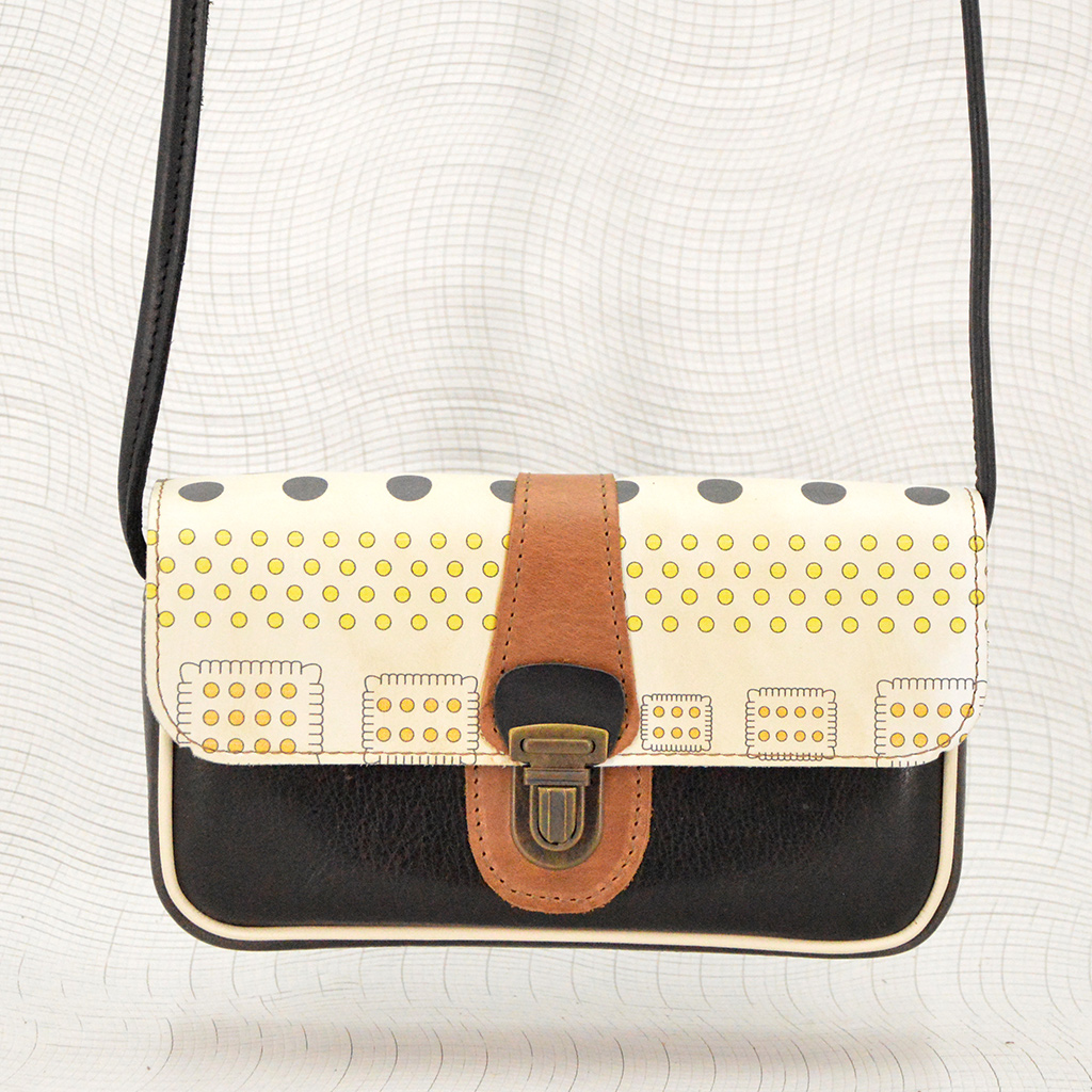 mini_noirpois_biscuits_sac_cuir_mai_baeg