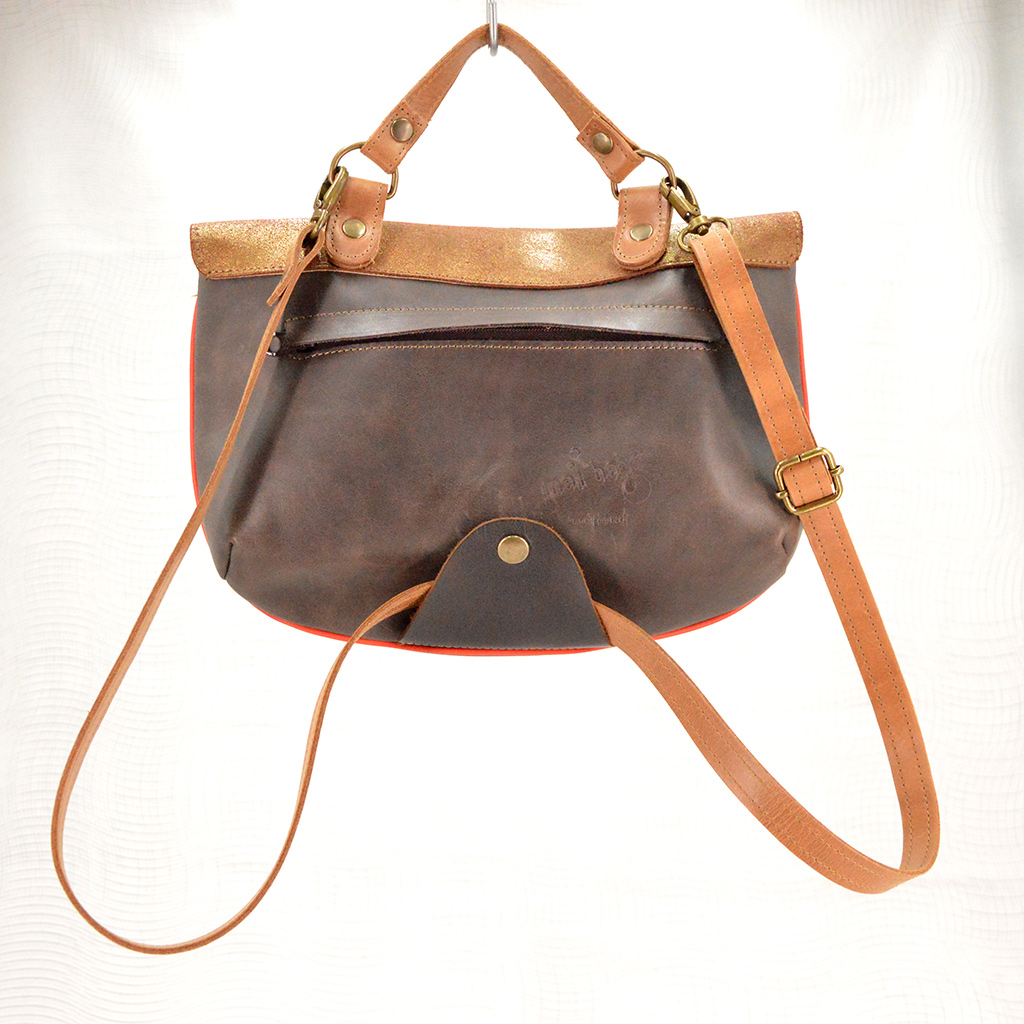 marie_chantal_taupe_dos_mai_baeg